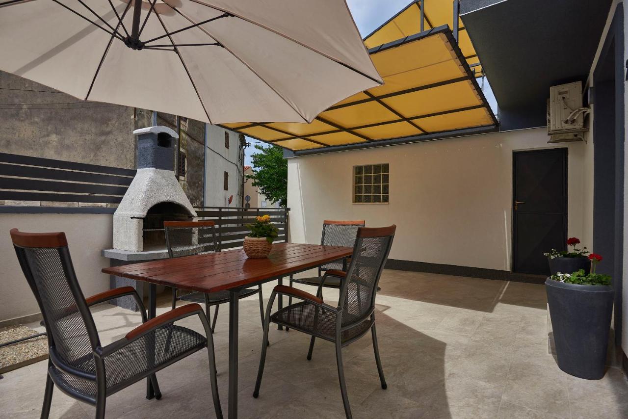 House Doris Villa เมดูลิน ภายนอก รูปภาพ